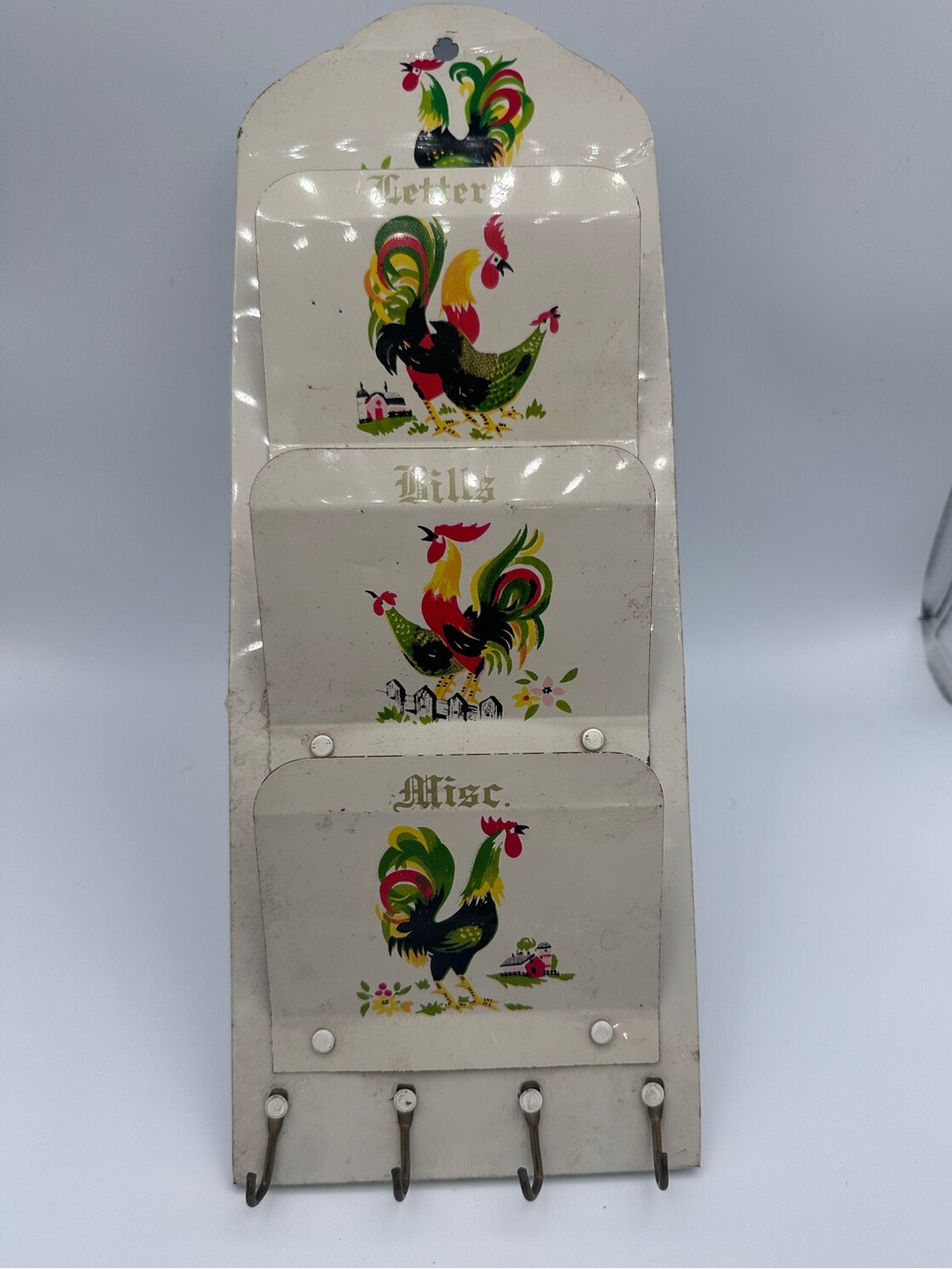 Vintage Rooster Wall Organizer with Key Hooks - Letter Bills Misc Cream